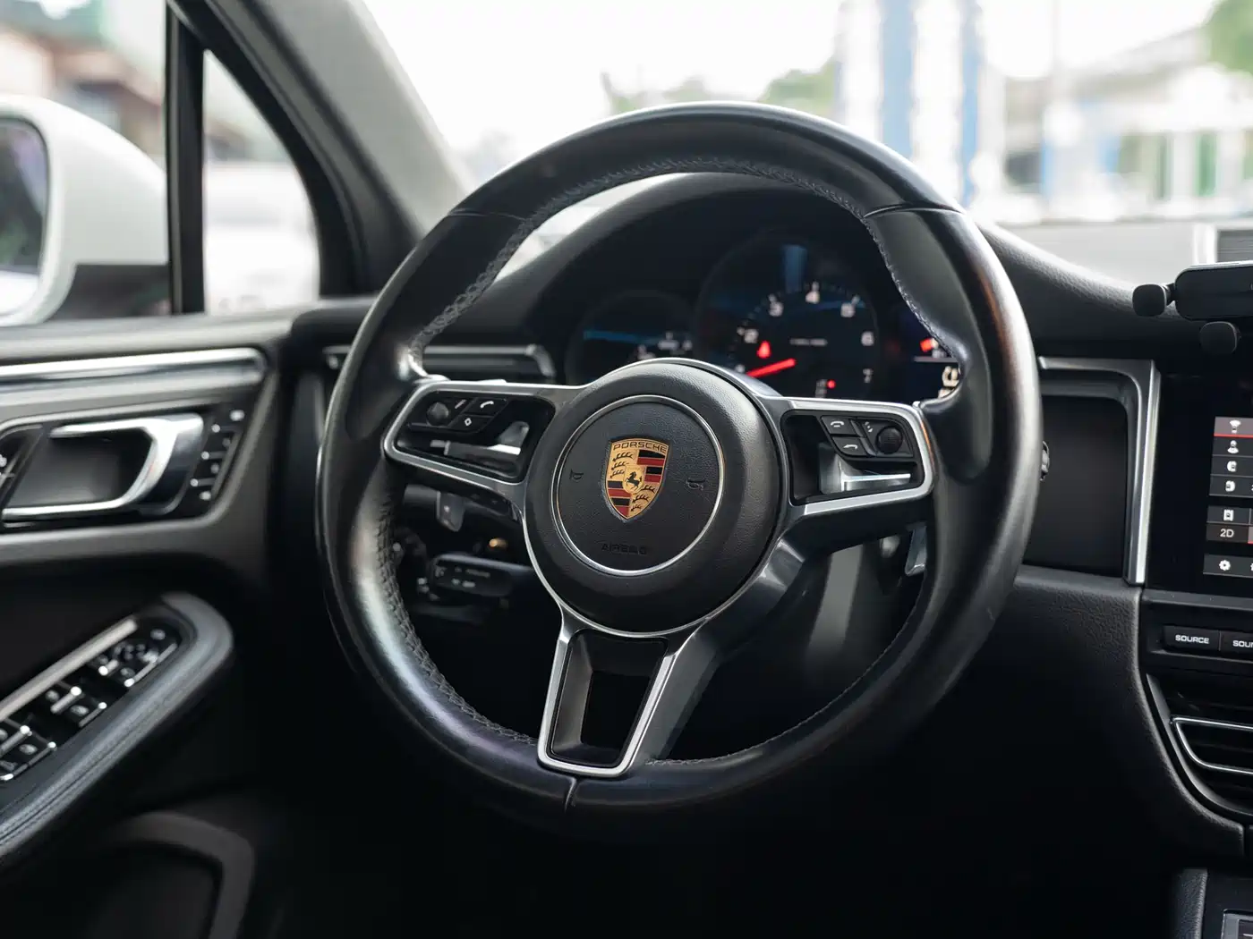 Porsche Macan 2018 Macan 2.0T фото 11