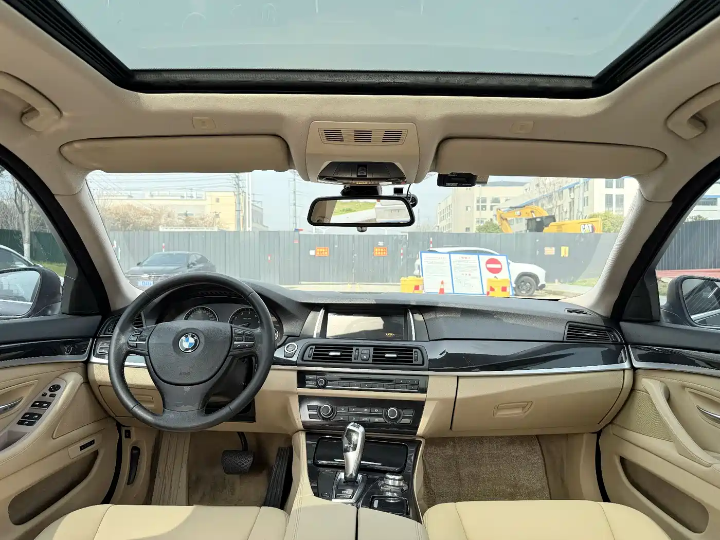 BMW 5 Series 2012 523Li Luxury фото 10