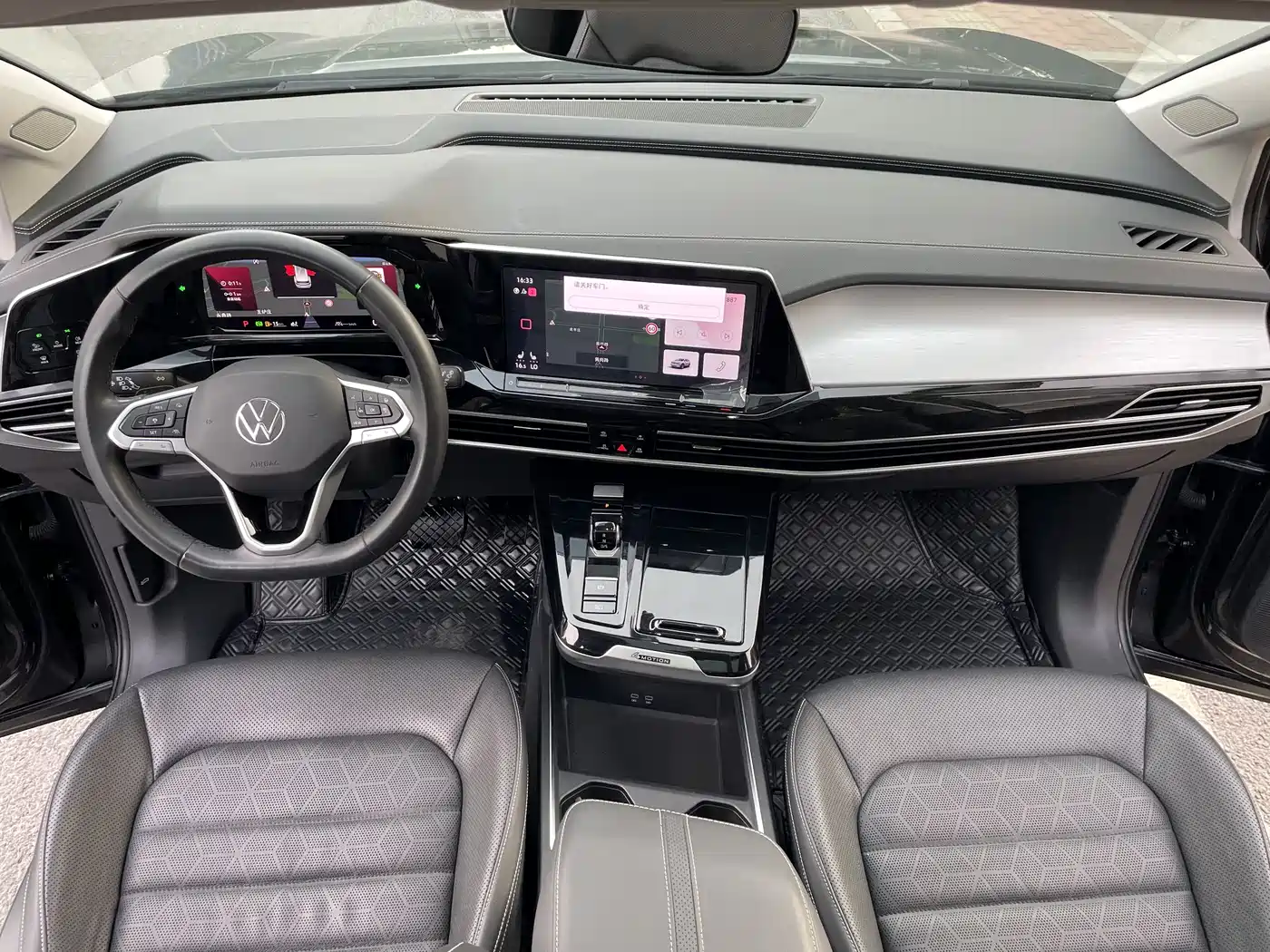 Volkswagen Talagon 2023 Facelift 380TSI 4WD Luxury Premium Pro Edition 6-Seater фото 9