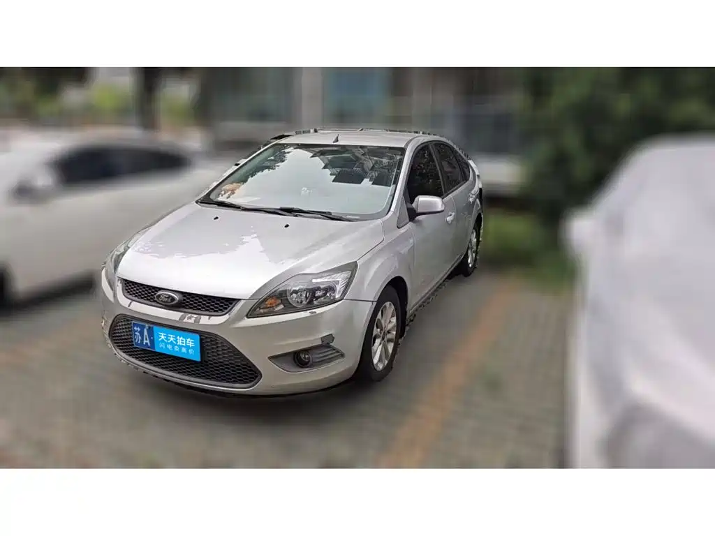 Photo 1 - Ford Focus