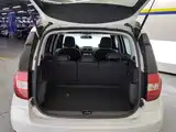 Фото 4 - Škoda Yeti