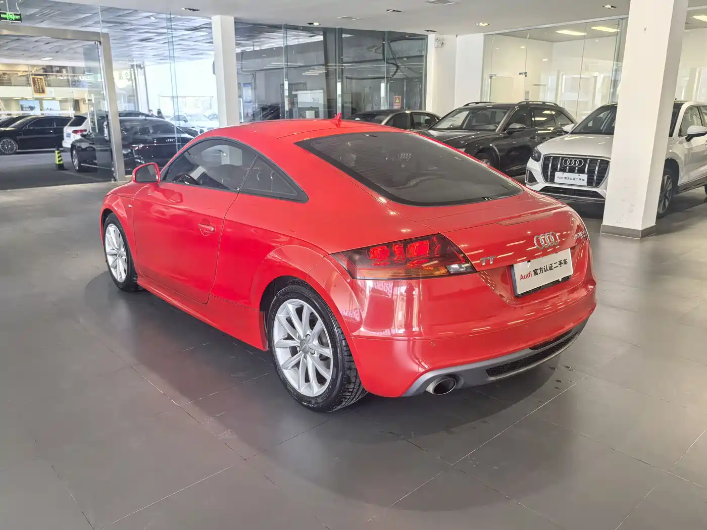 Audi TT 2013 TT Coupe 45 TFSI quattro фото 6