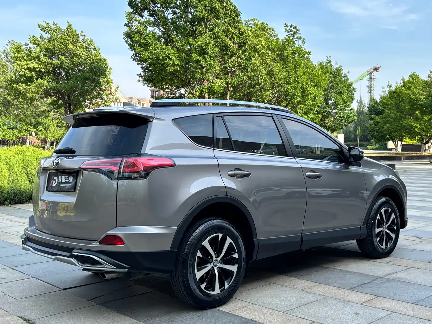 Toyota RAV4 Rongfang 2019 2.0L CVT 2WD Urban Edition China VI фото 4