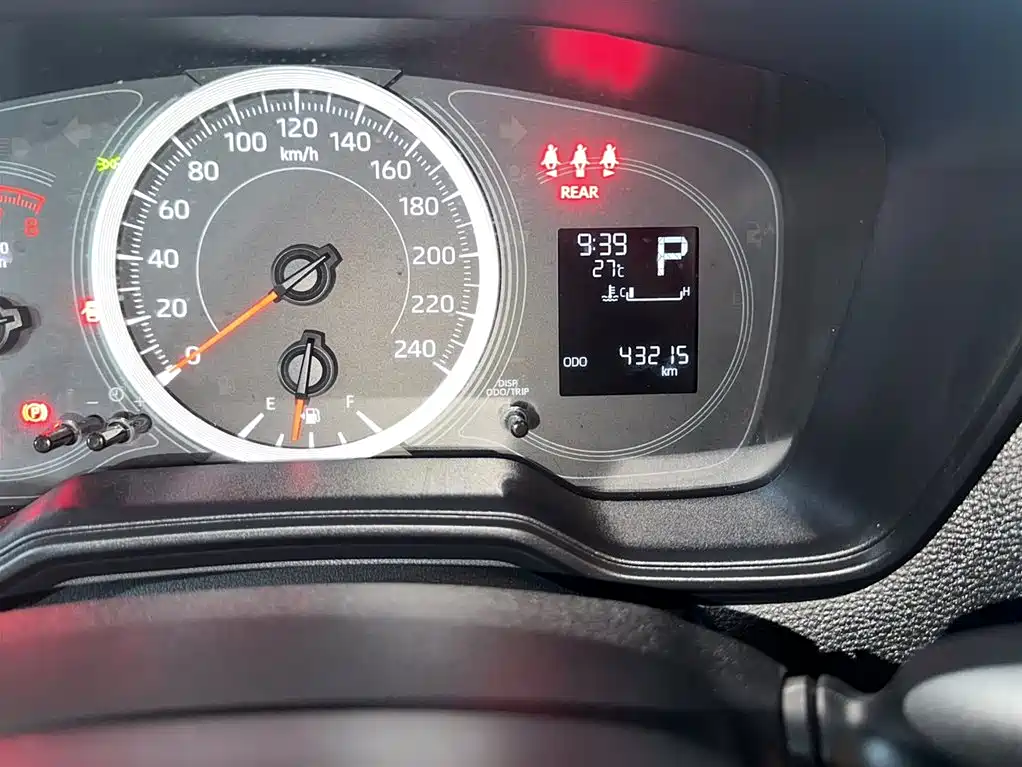 Toyota Levin 2021 185T CVT Progressive Edition фото 3
