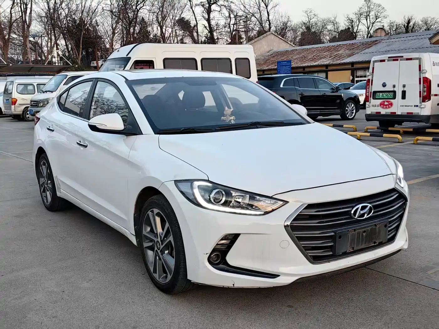 HYUNDAI LEAD