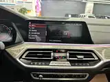 Photo 18 - BMW X7