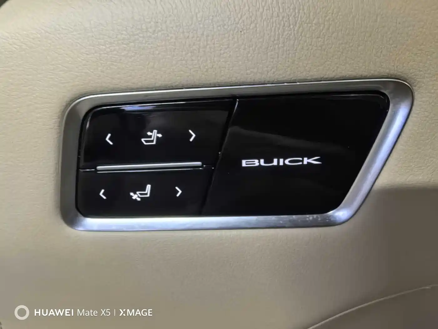 Buick GL8 2022 ES Landmark 653T Luxury фото 13