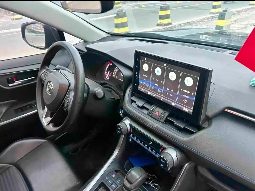Toyota Wildlander 2020 2.0L CVT 2WD Tech Edition фото 5