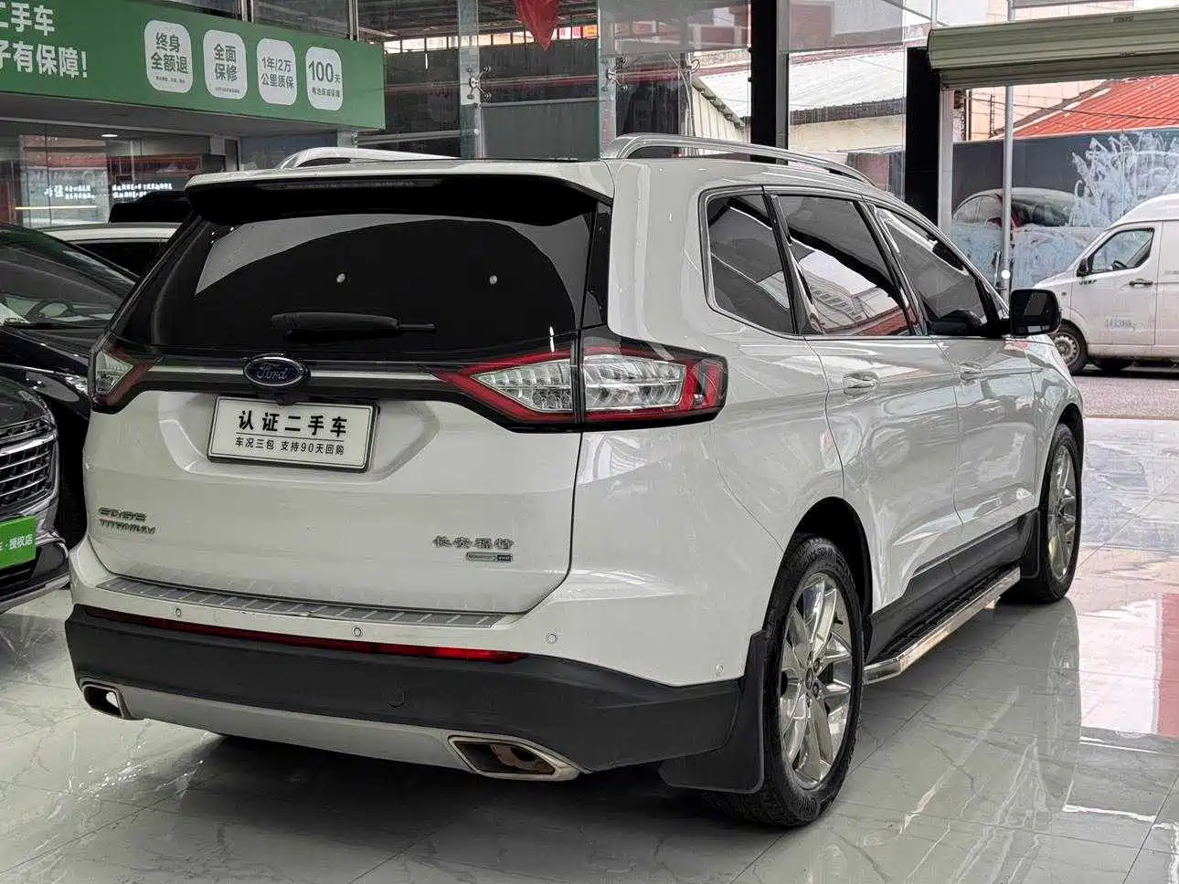 Фото 3 - Ford Edge