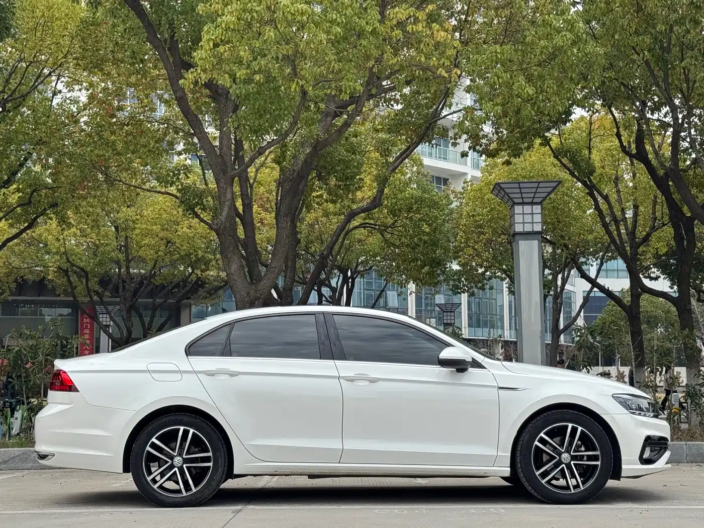 Volkswagen Lamando 2019 280TSI DSG Comfort Edition China VI фото 13