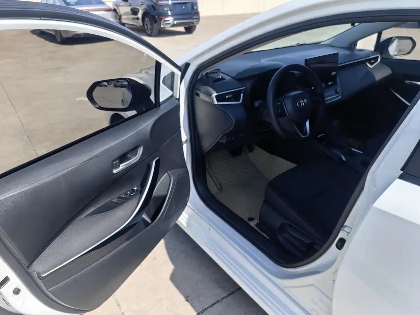 Toyota Corolla 2024 Model 1.8L Smart Hybrid Elite Edition фото 10