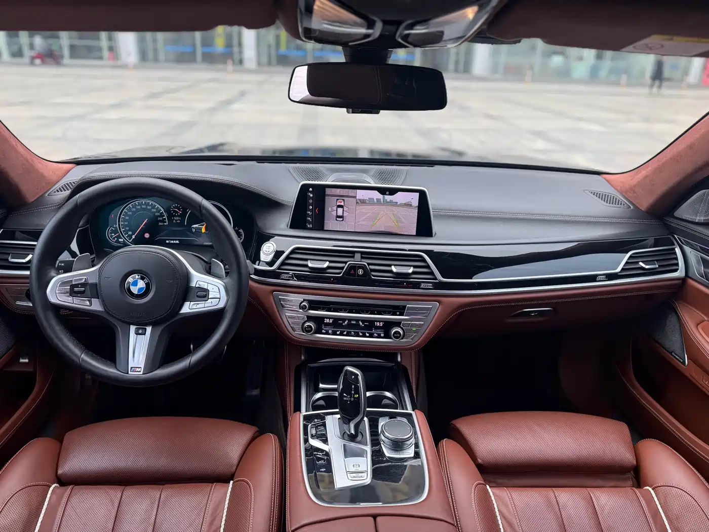 BMW 7 Series 2018 740Li xDrive Premium Type Excellence Package фото 7