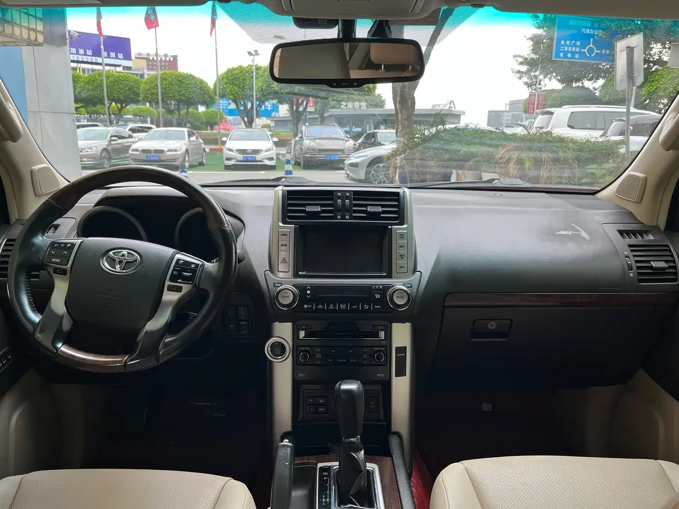 Toyota Prado 2010 4.0L Automatic VX NAVI фото 10