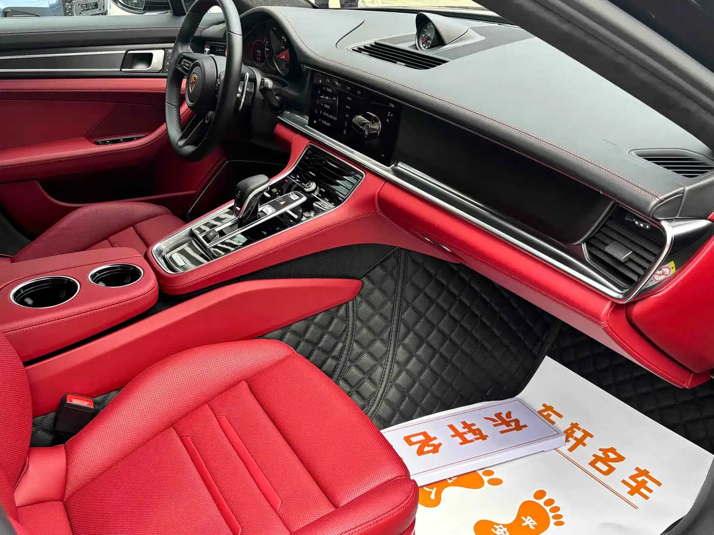 Porsche Panamera 2023 Panamera Executive Long Wheelbase Platinum Edition 2.9T фото 12