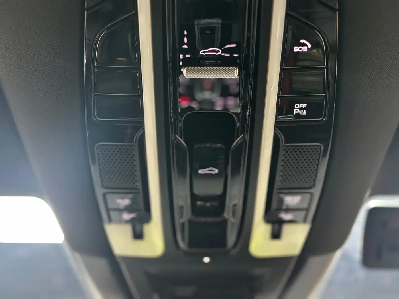 Porsche Cayenne 2018 Cayenne 3.0T фото 18