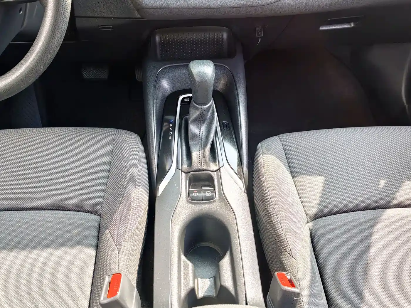 Toyota Levin 2019 Dual Engine 1.8H E-CVT Luxury Edition China V фото 16