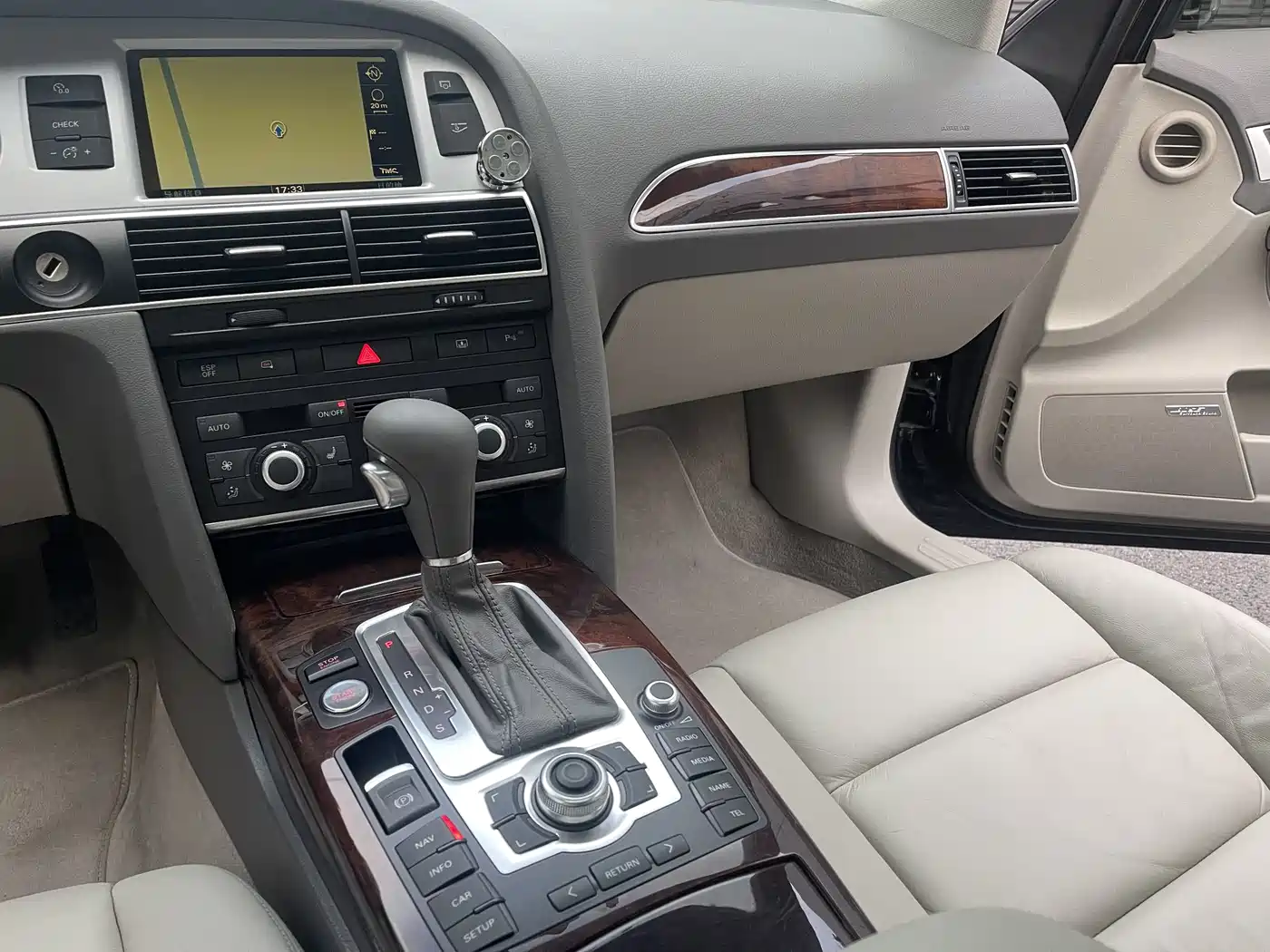 Audi A6L 2010 2010 2.4L Luxury