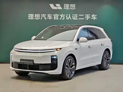 Li Auto L6