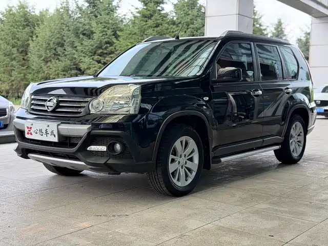  Dongfeng Fengdu Dongfeng Fengdu MX6 2015 2.0L CVT 2WD Excellence
