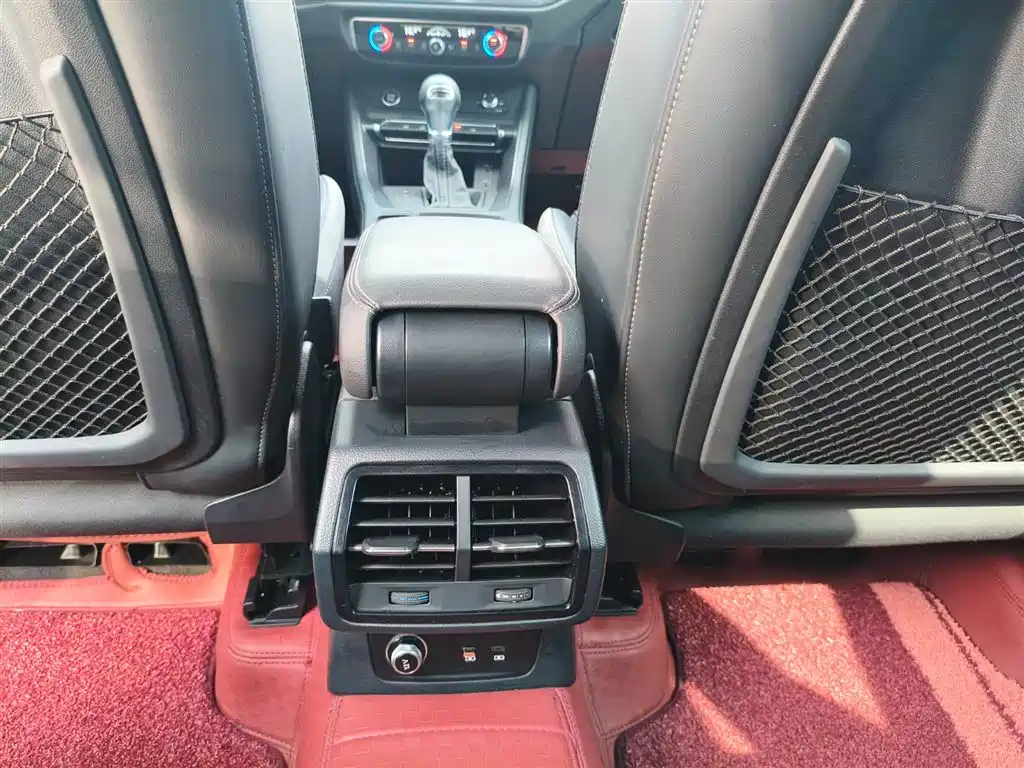 Audi Q3 2024 35 TFSI Fashion Sport фото 16