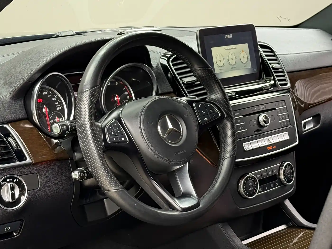 Mercedes-Benz GLS 2018 Facelift GLS 400 4MATIC Sport фото 7