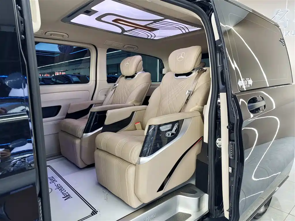 Mercedes-Benz Vito 2021 2.0T Business Edition 7-seater фото 10
