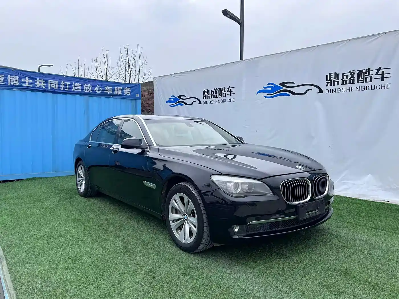 BMW 7 Series 2011 730Li Elegance фото 3