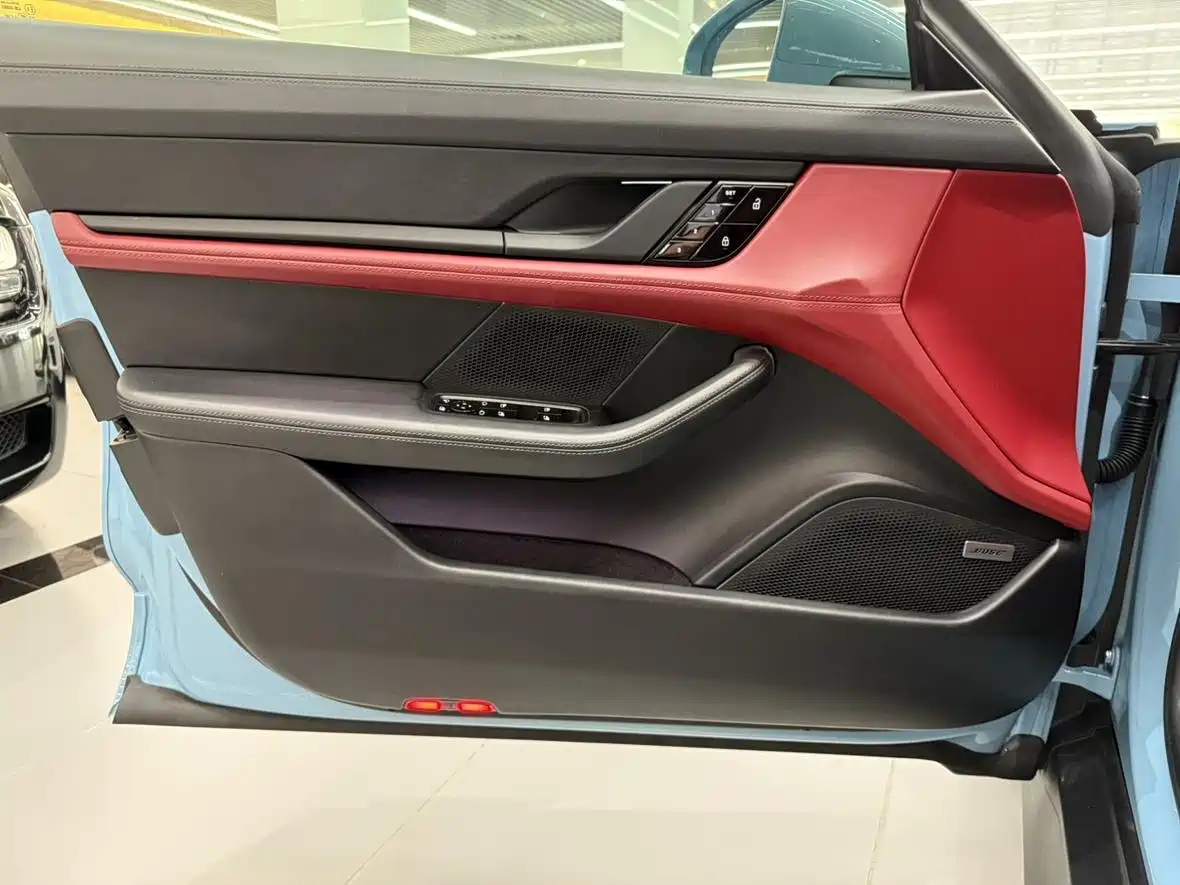 Porsche Taycan 2020 Taycan фото 13