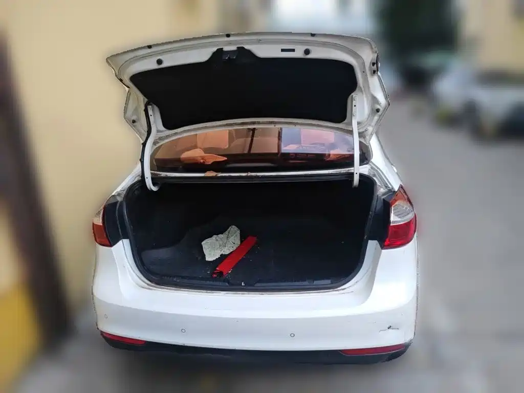 Фото 15 - Kia K3