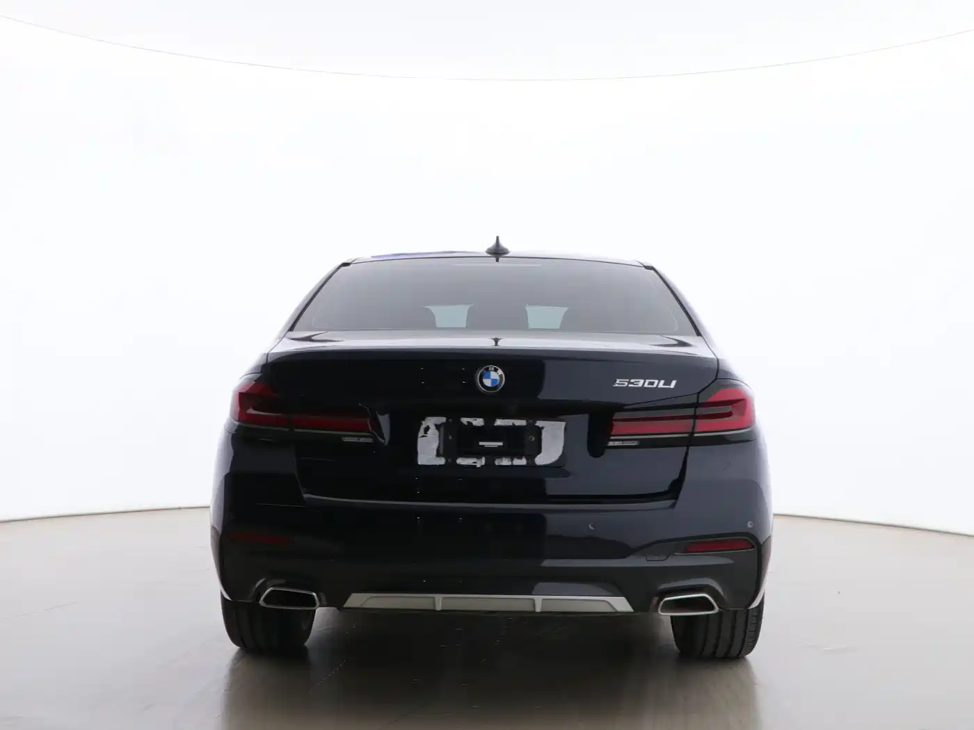 BMW 5 Series 2023 530Li Leading M Sport Package фото 5
