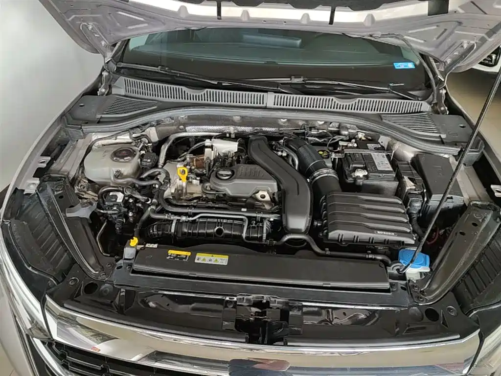 Volkswagen Sagitar 2023 300TSI DSG Surpassing Edition фото 20