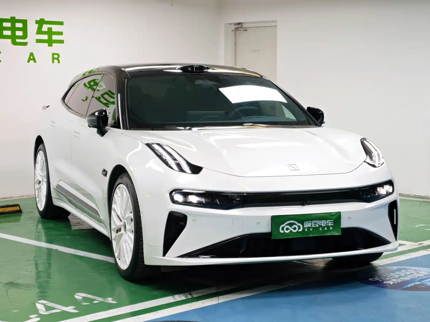 ZEEKR EXTREME KRYPTON 001