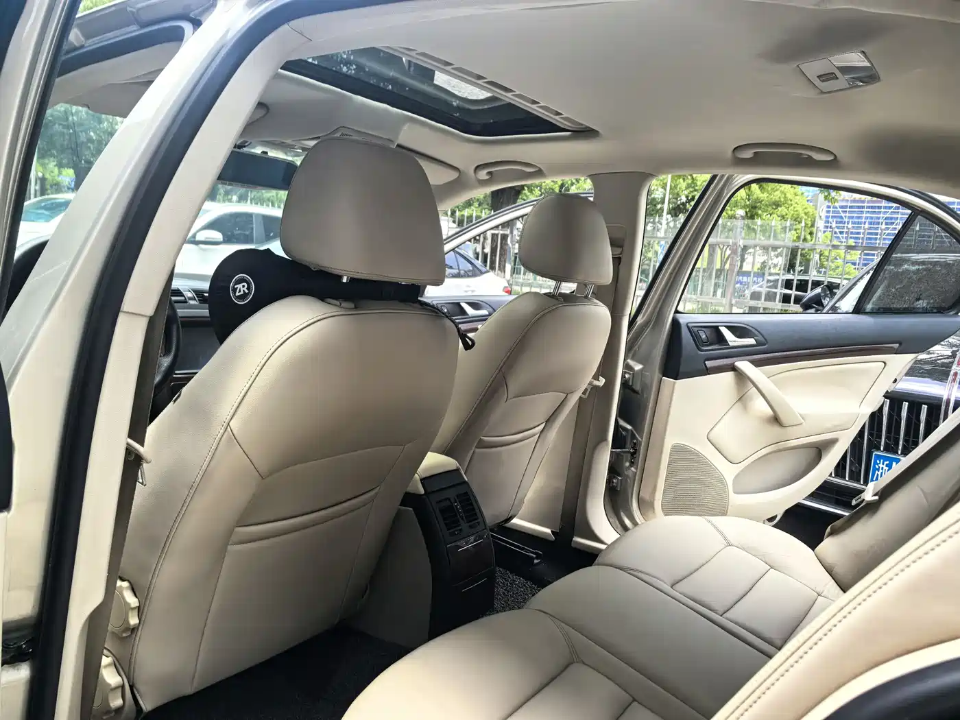 Škoda Octavia 2013 1.6L Automatic Prestige Edition фото 8