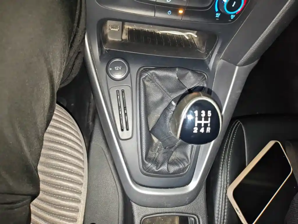 صورة 14 - Ford Focus