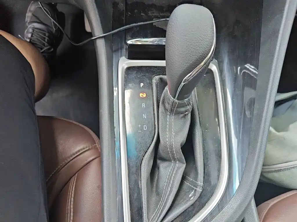 Buick GL6 2019 18T 6-seat Connected Luxury China VI фото 14