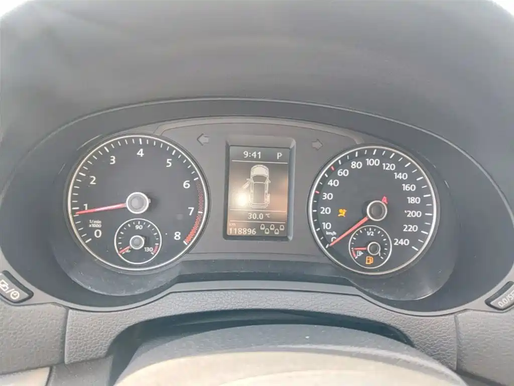 Volkswagen Sharan 2014 2.0TSI Standard фото 12