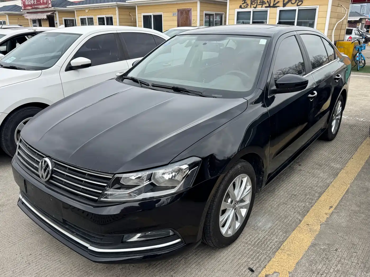 Volkswagen Lavida 2015 1.6L Automatic Comfort Edition