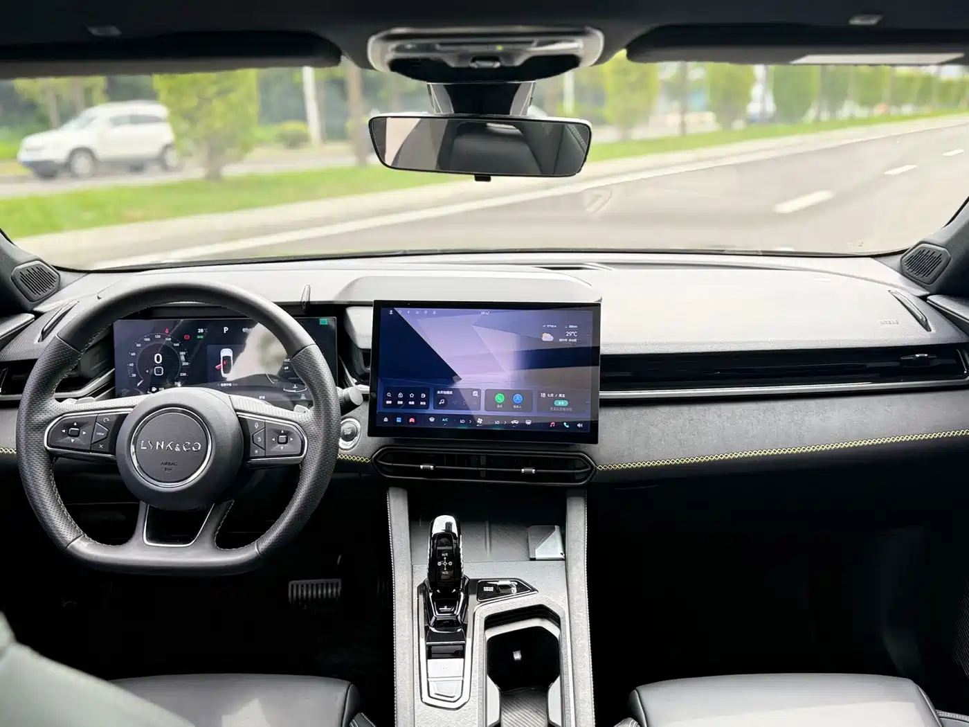LYNK 03