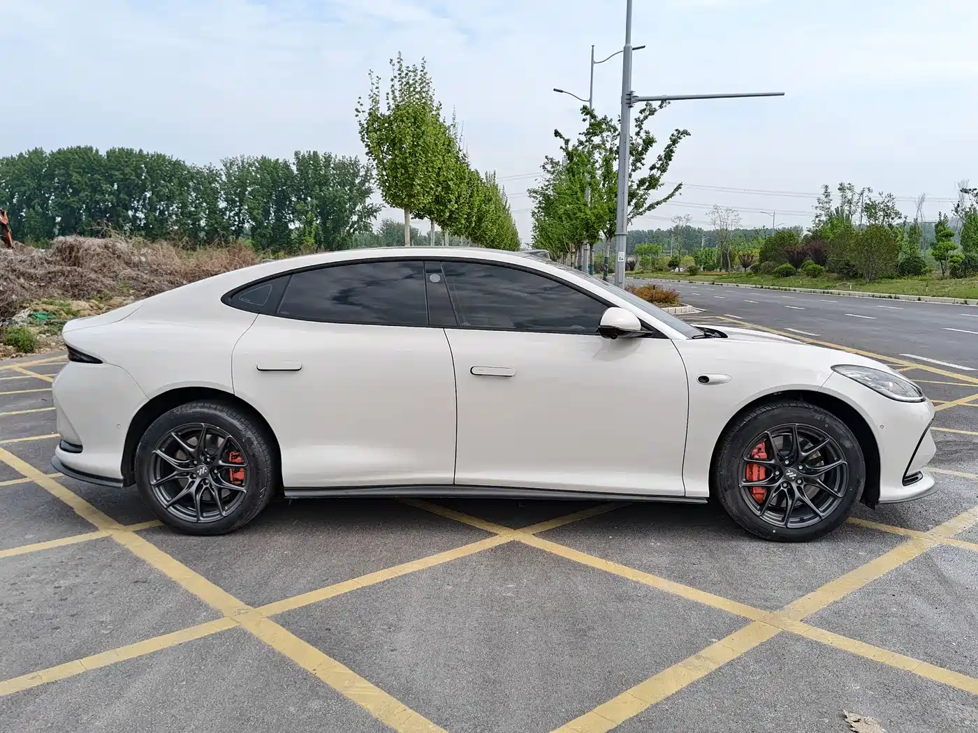 ZHIJI AUTOMOBILE ZHIJI L6