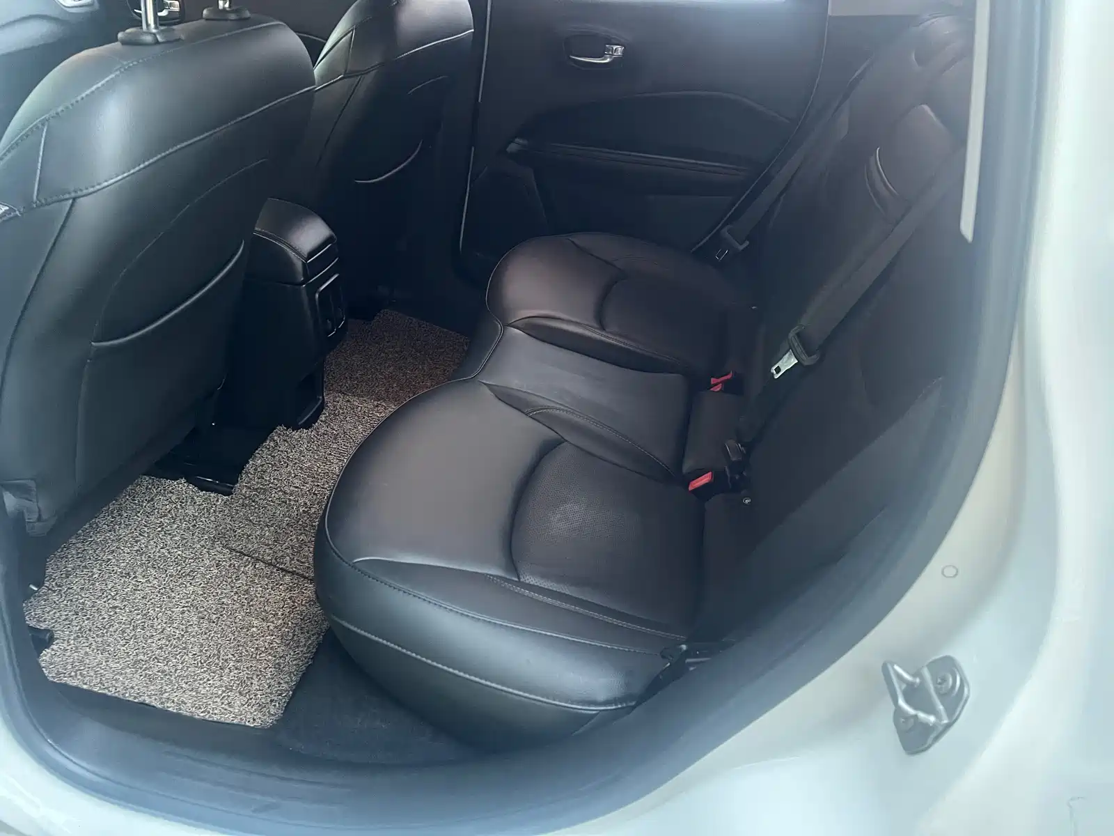 Фото 7 - Jeep Compass