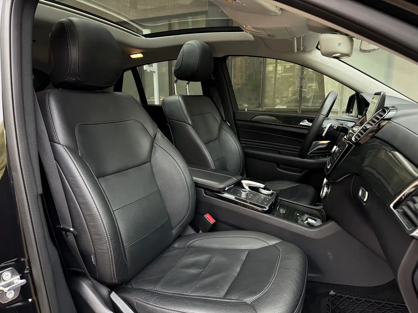 MERCEDES-BENZ GLE COUPE AMG