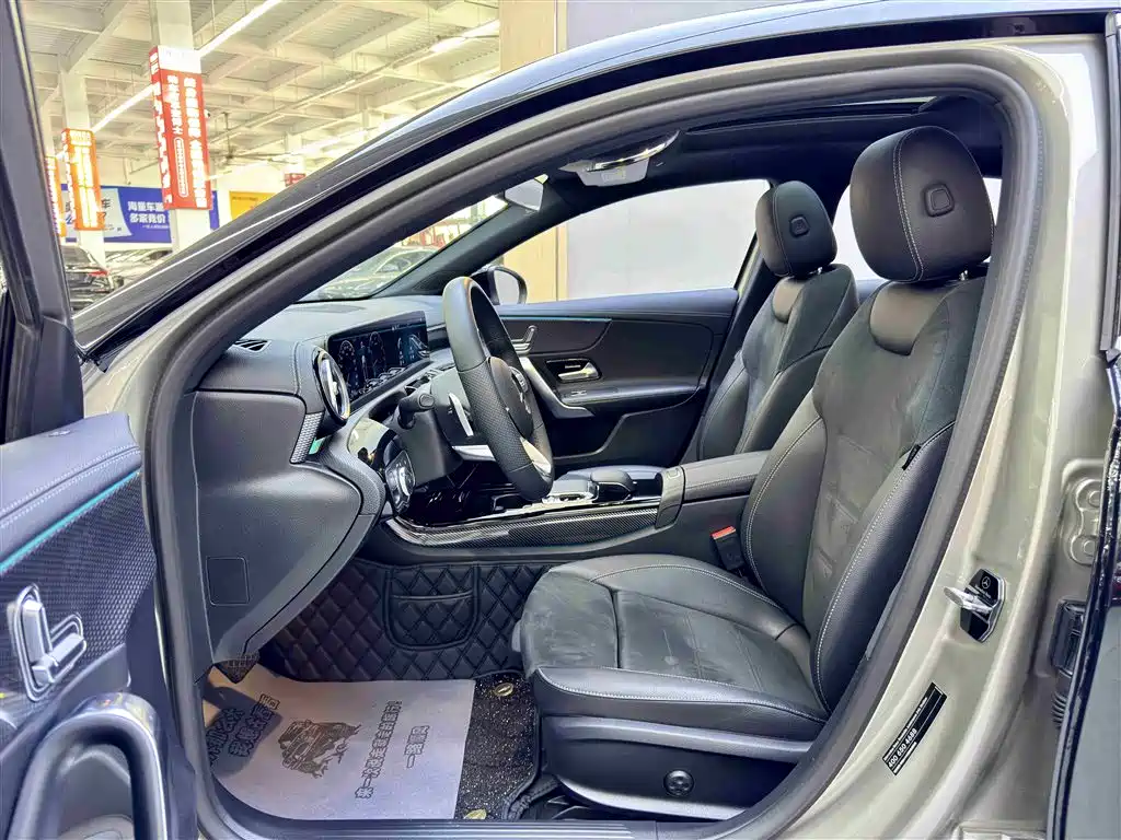 MERCEDES-BENZ A CLASS