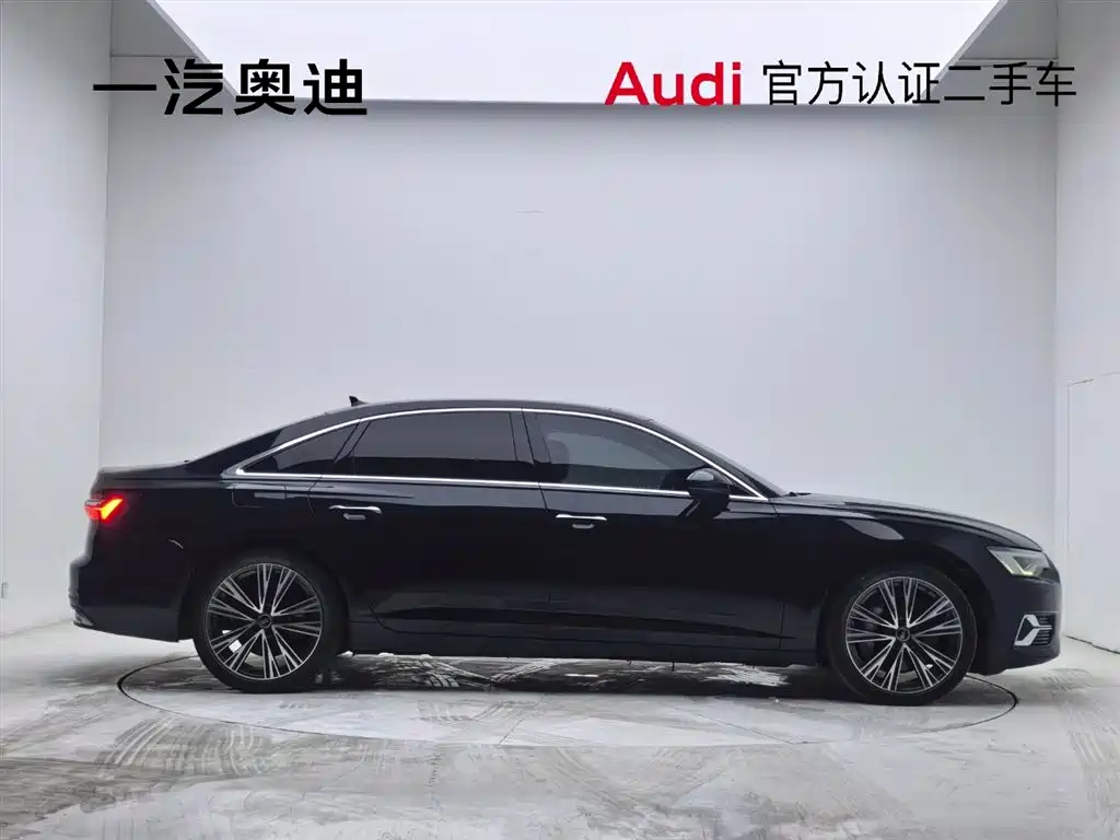 Audi A6L 2023 55 TFSI quattro Exclusive Elegance фото 3