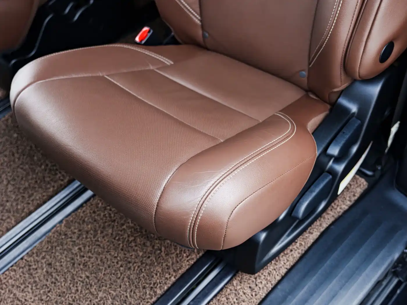 Toyota Sienna 2015 3.5L 4WD L фото 14