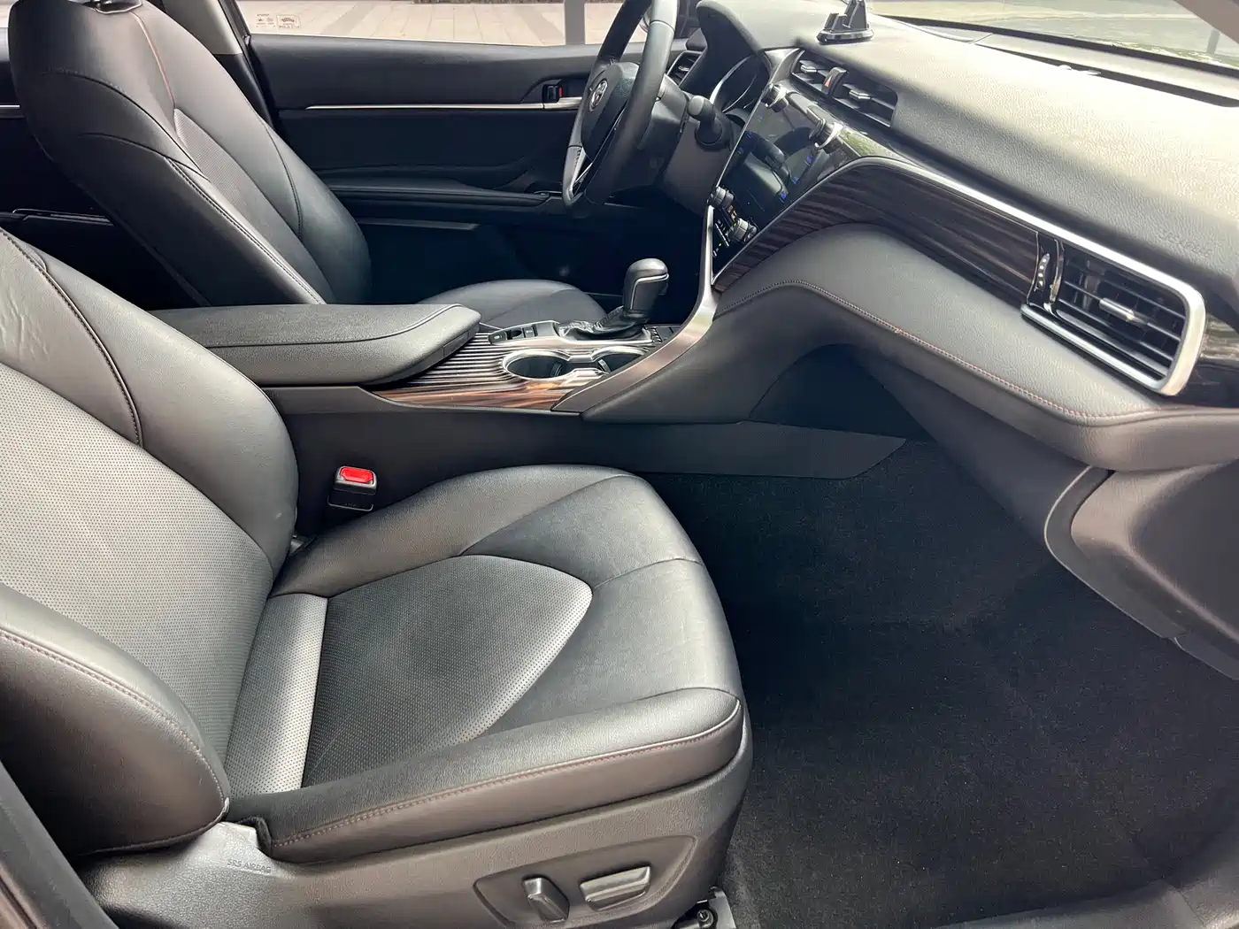 Toyota Camry 2019 2.0G Luxury (China V) фото 11