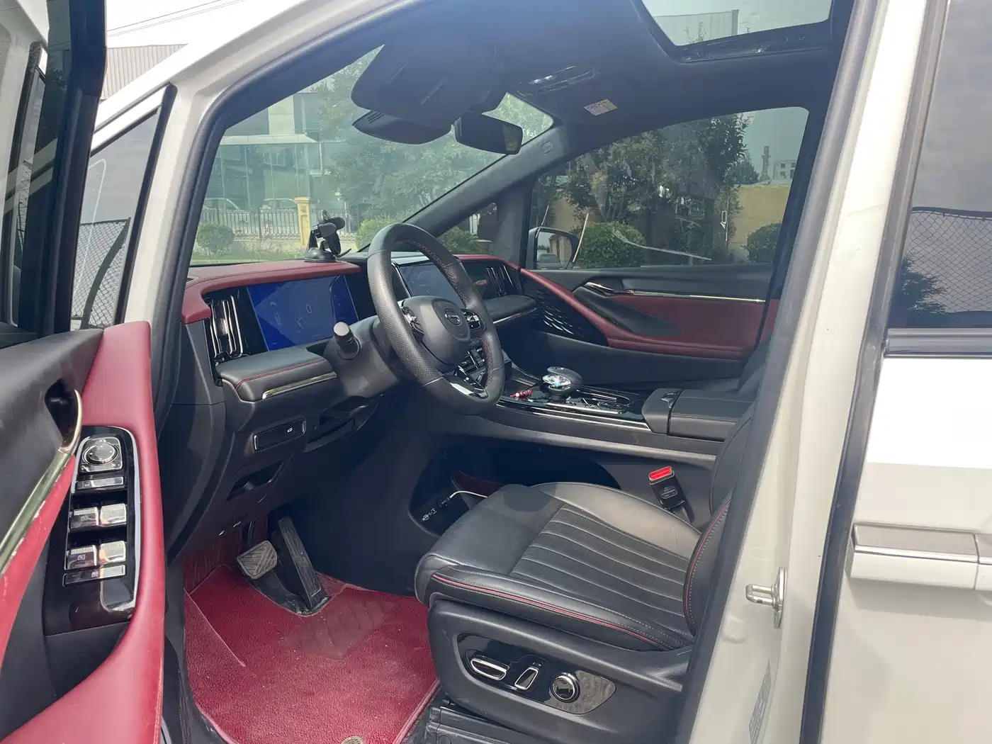 GAC Trumpchi Trumpchi M8 2024 Patriarch Series 400T Ultimate Edition фото 5