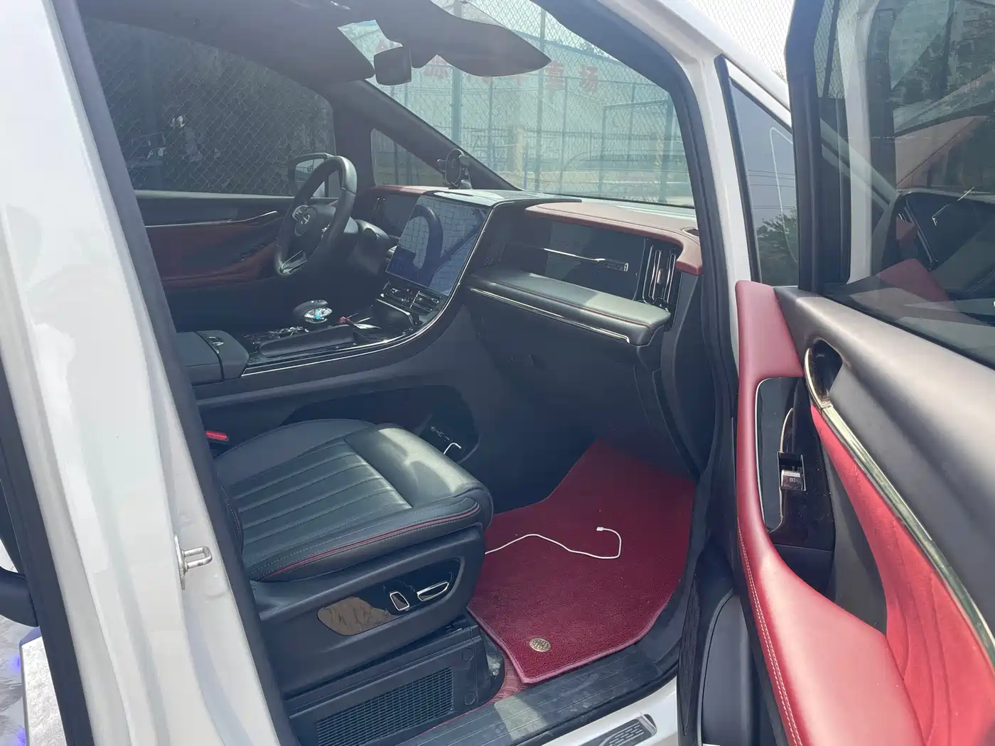 GAC Trumpchi Trumpchi M8 2024 Patriarch Series 400T Ultimate Edition фото 6