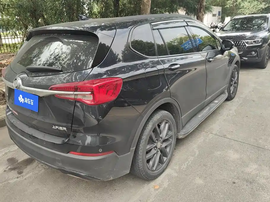 Photo 3 - Buick Envision Plus