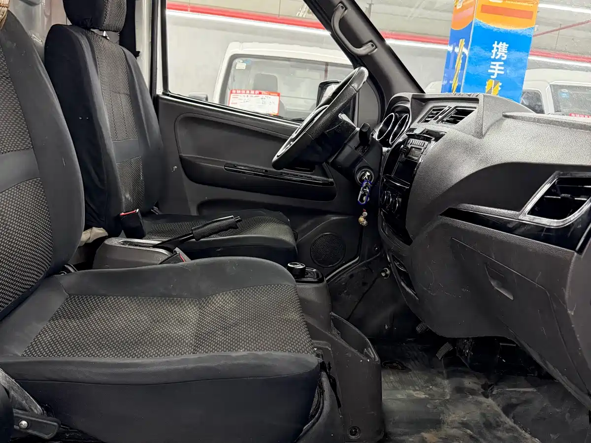 DONGFENG YUFENG EM26