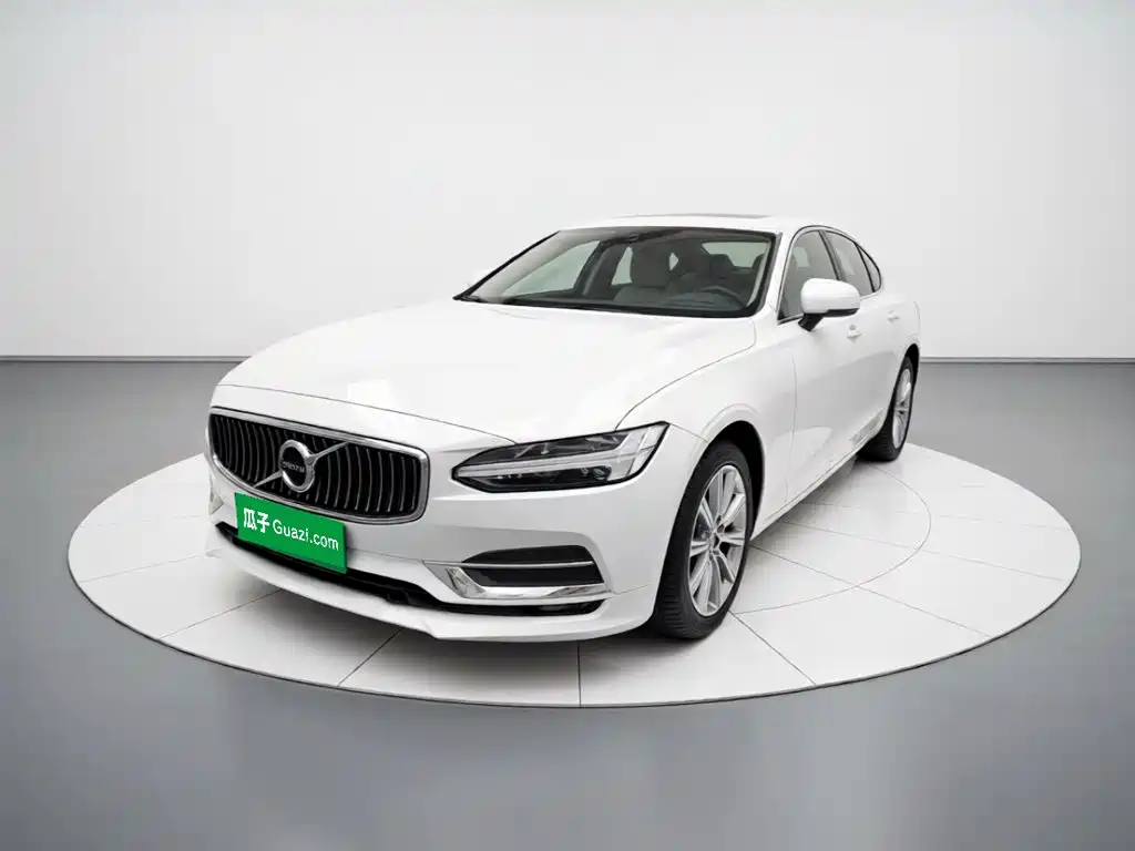 Volvo S90 2020 Facelift T5 Momentum